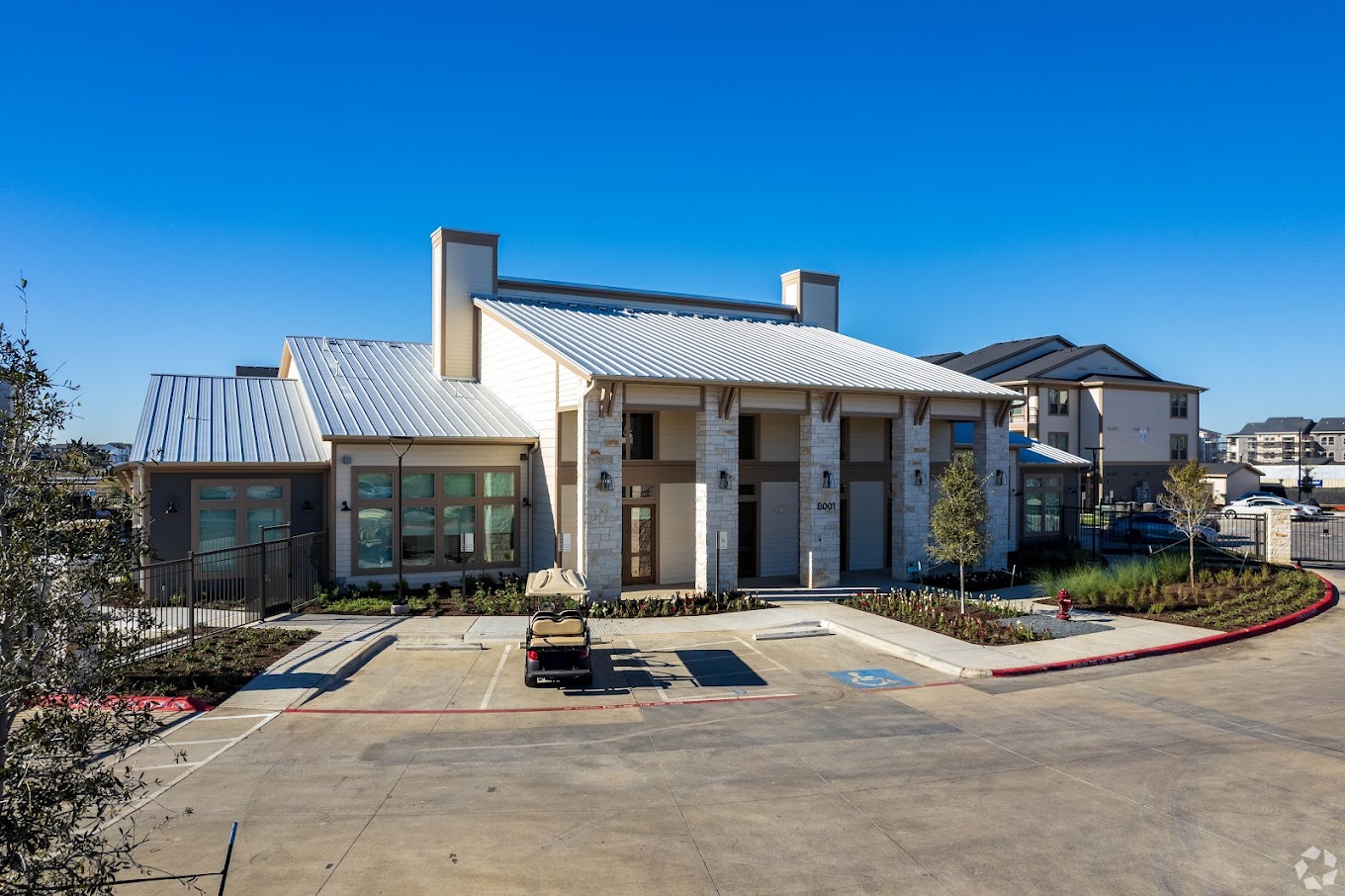 Ariza Easton Park multifamily community in Austin, Texas